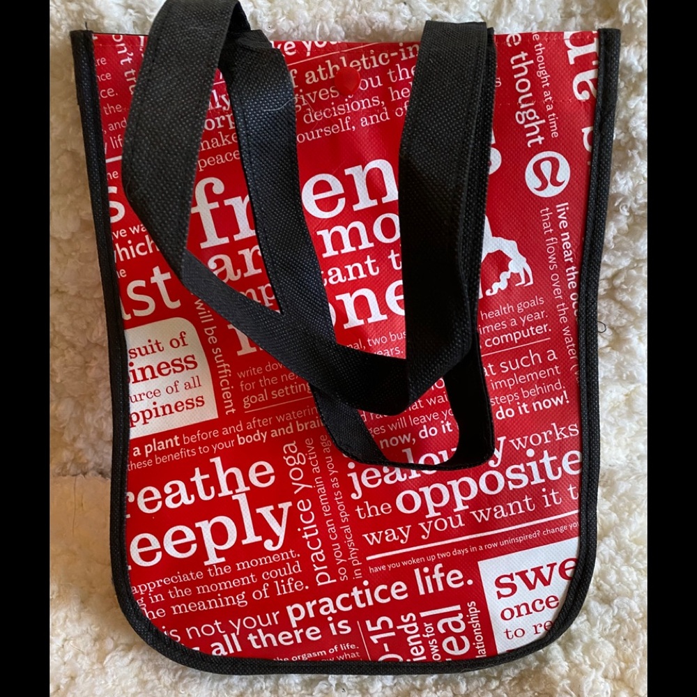 Lululemon bag